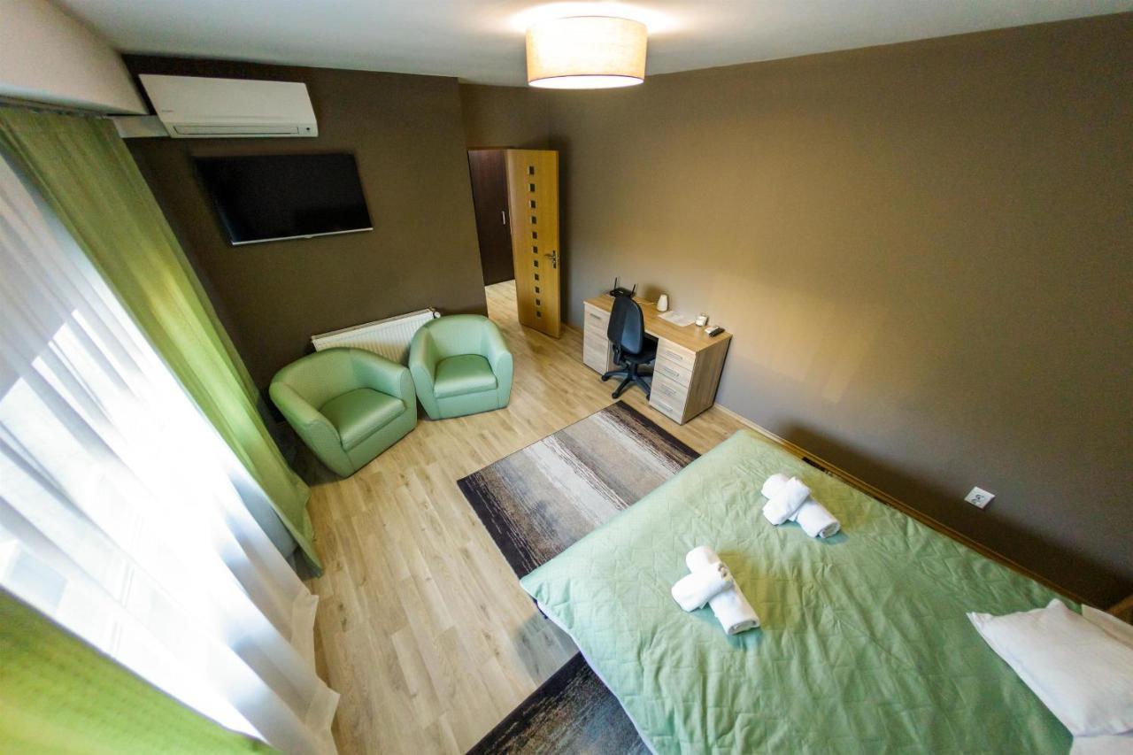 Apartament Business Langa Vivo Mall Apartment บายามาเร ภายนอก รูปภาพ