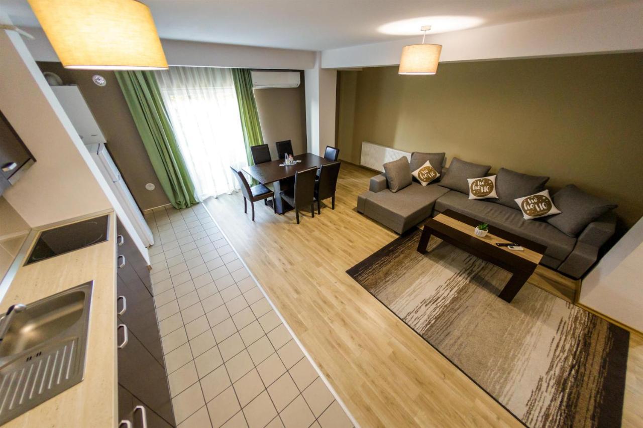 Apartament Business Langa Vivo Mall Apartment บายามาเร ภายนอก รูปภาพ